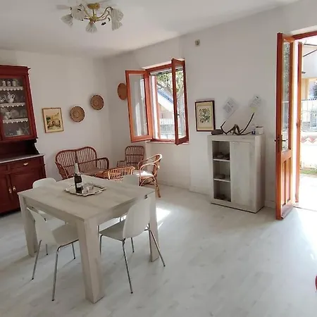 Apartment Casa Antonietta 150 Mt Dal Mare Cala Gonone